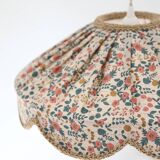 "Cosette English Garden" flower-shaped pendant light