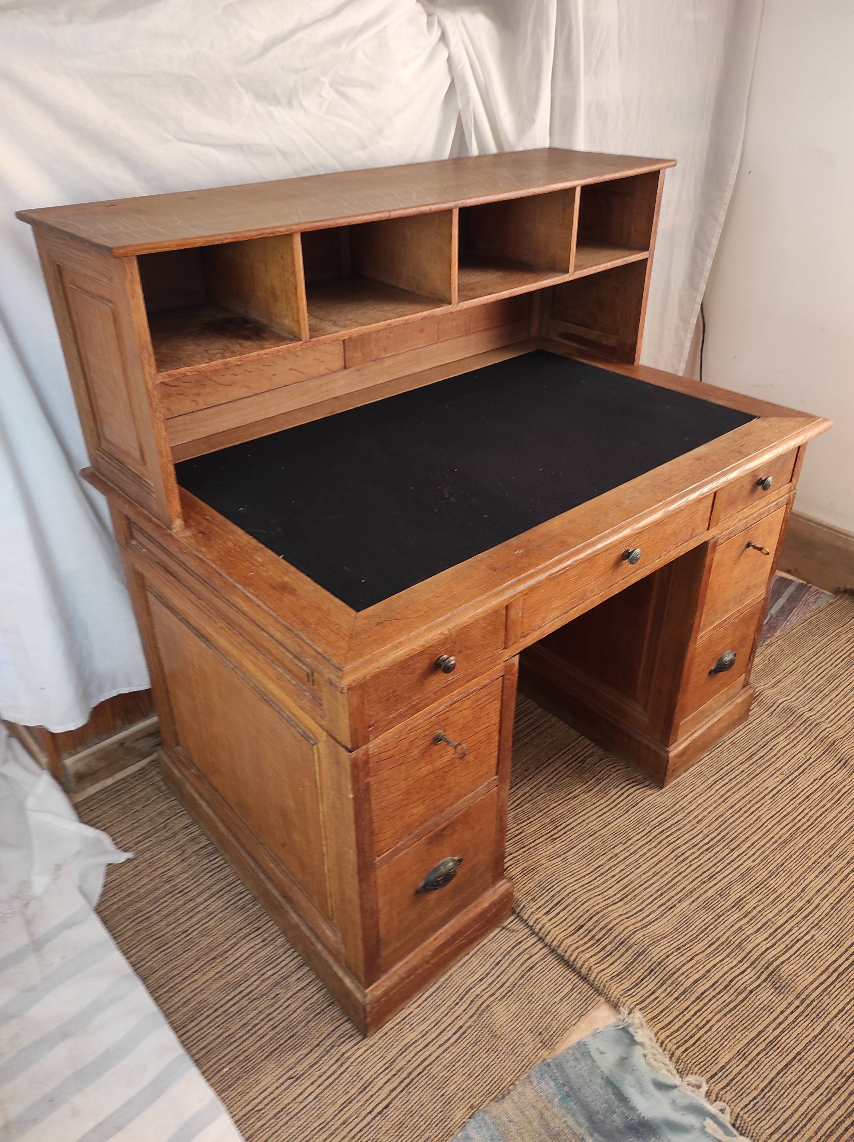 Oak stepped office 1900