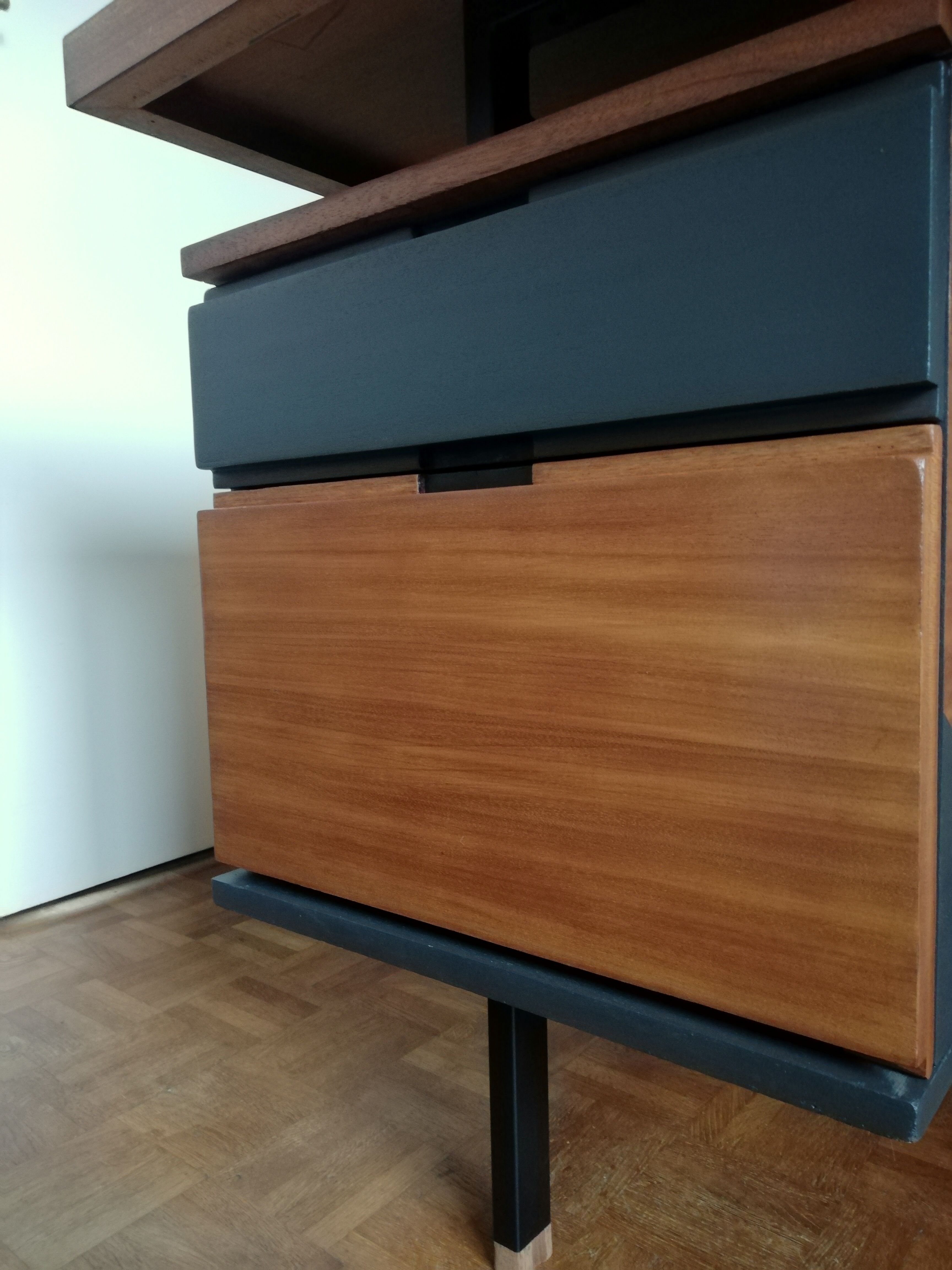 Office by Pierre Guariche for Minvielle revisited