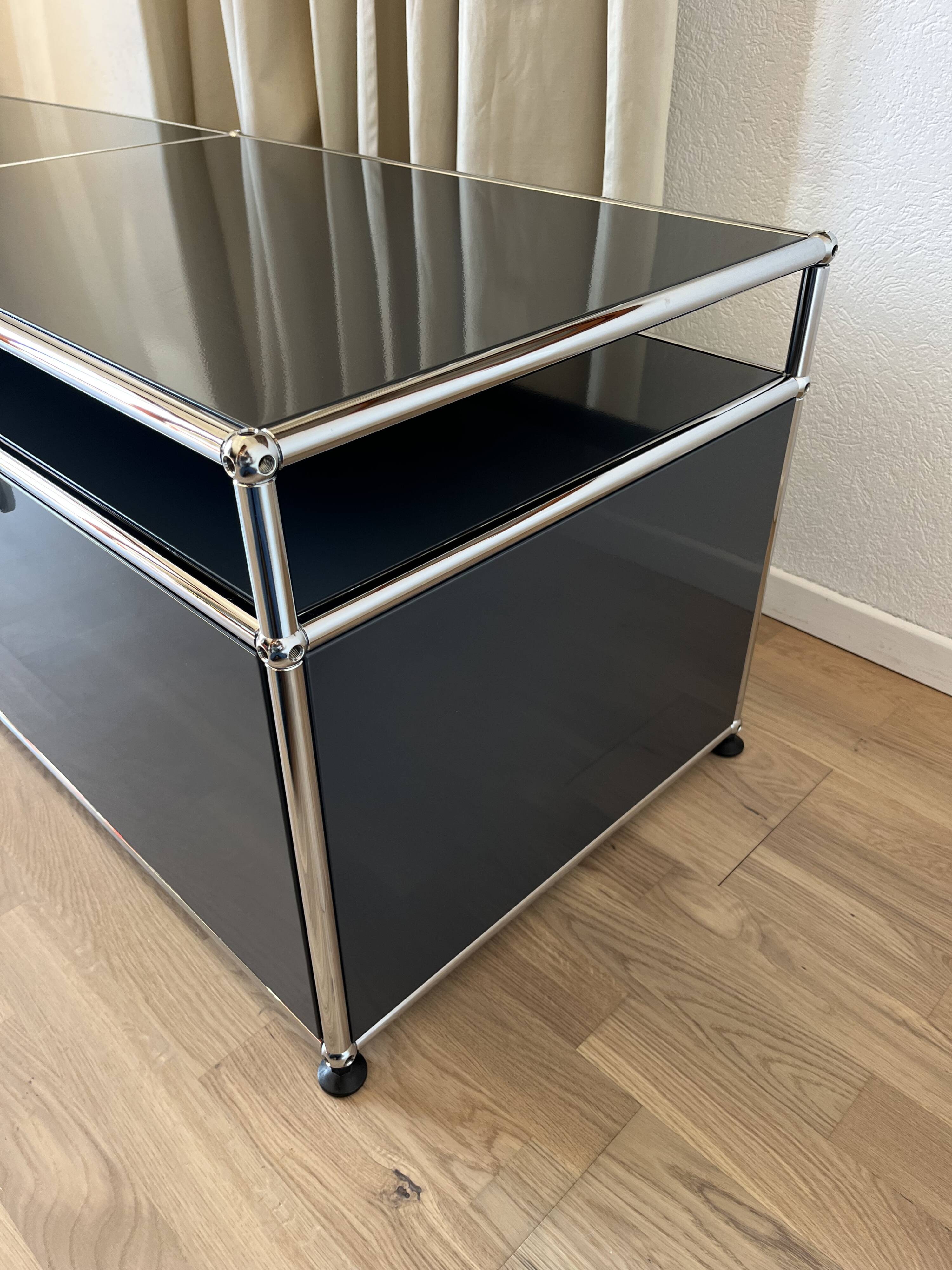 USM Haller TV cabinet in Anthracite Grey