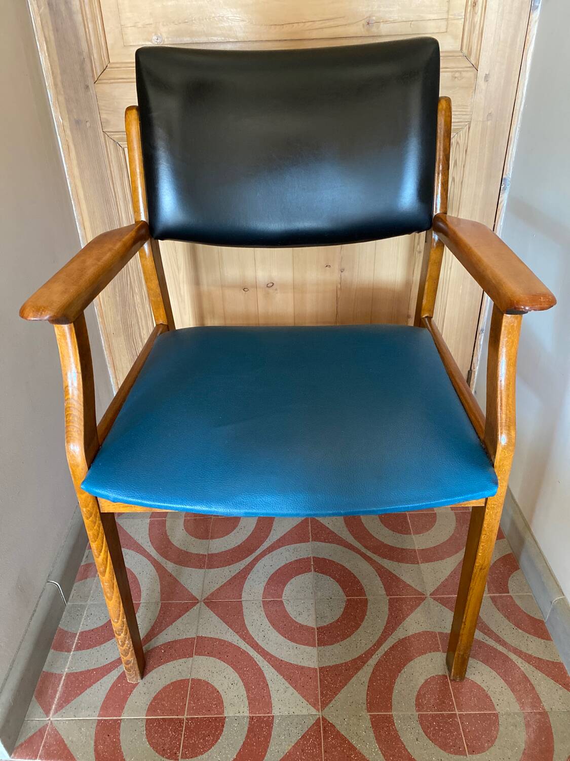 Vintage armchair 1950