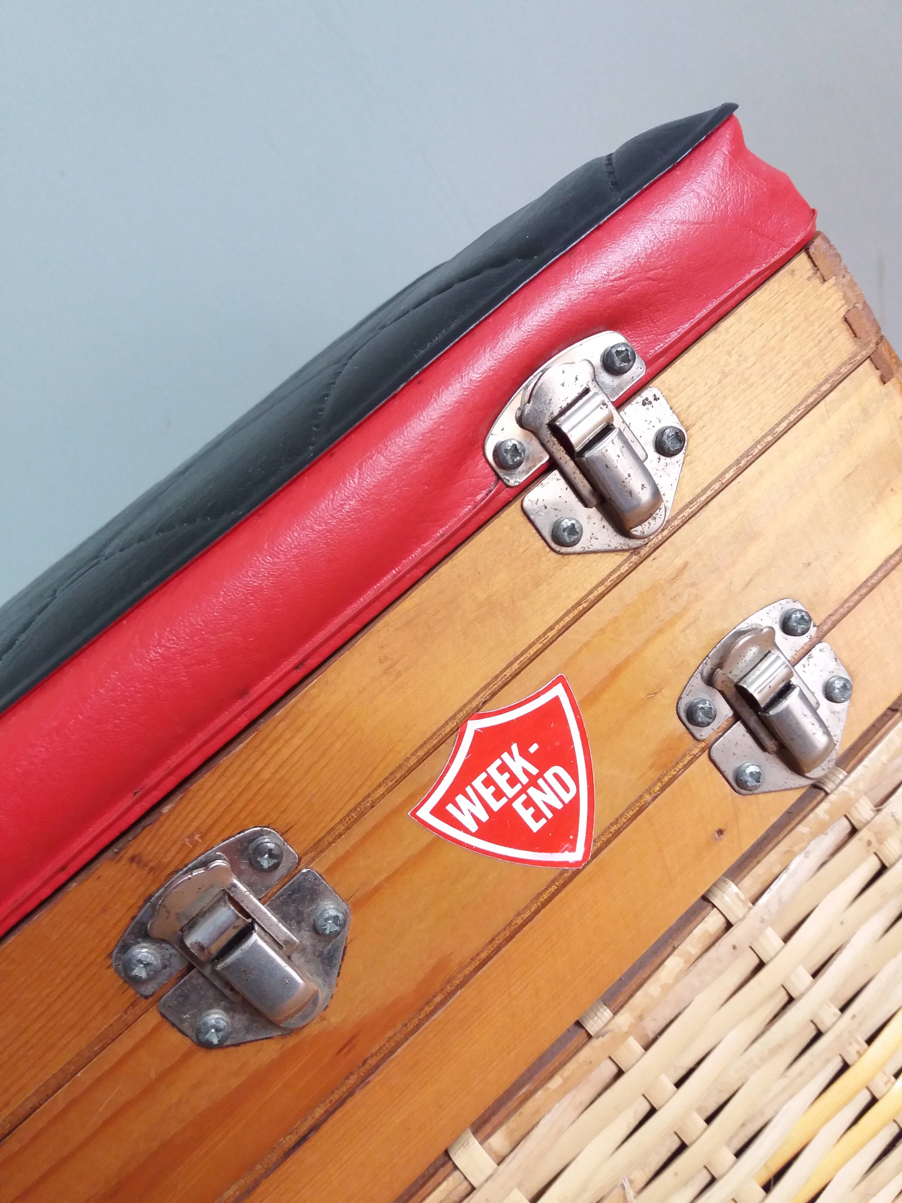 Fishing storage chest fisherman stool
