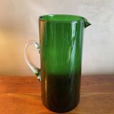 Pichet en verre vert