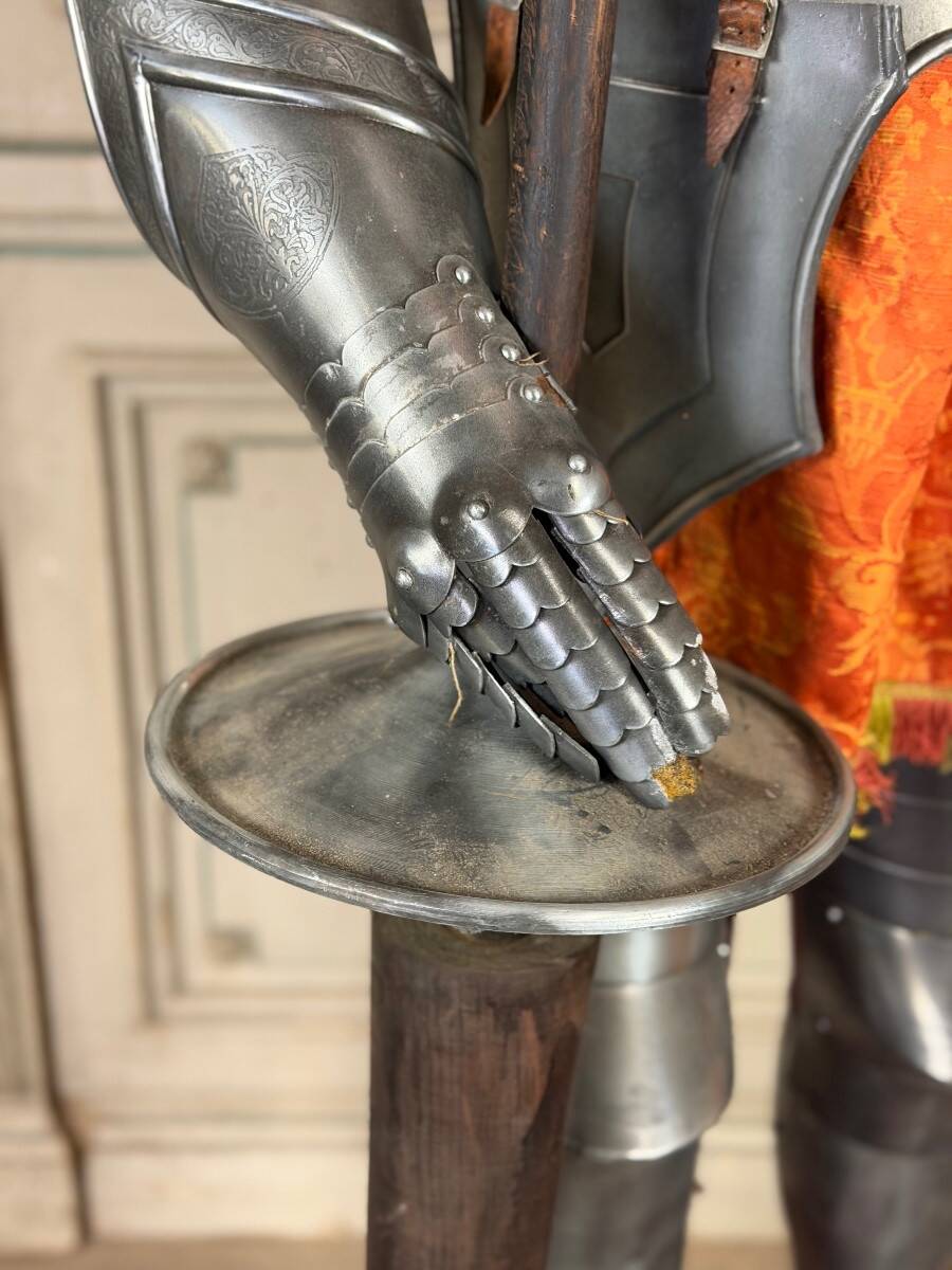 Renaissance-style armour, Spain, around 1880.