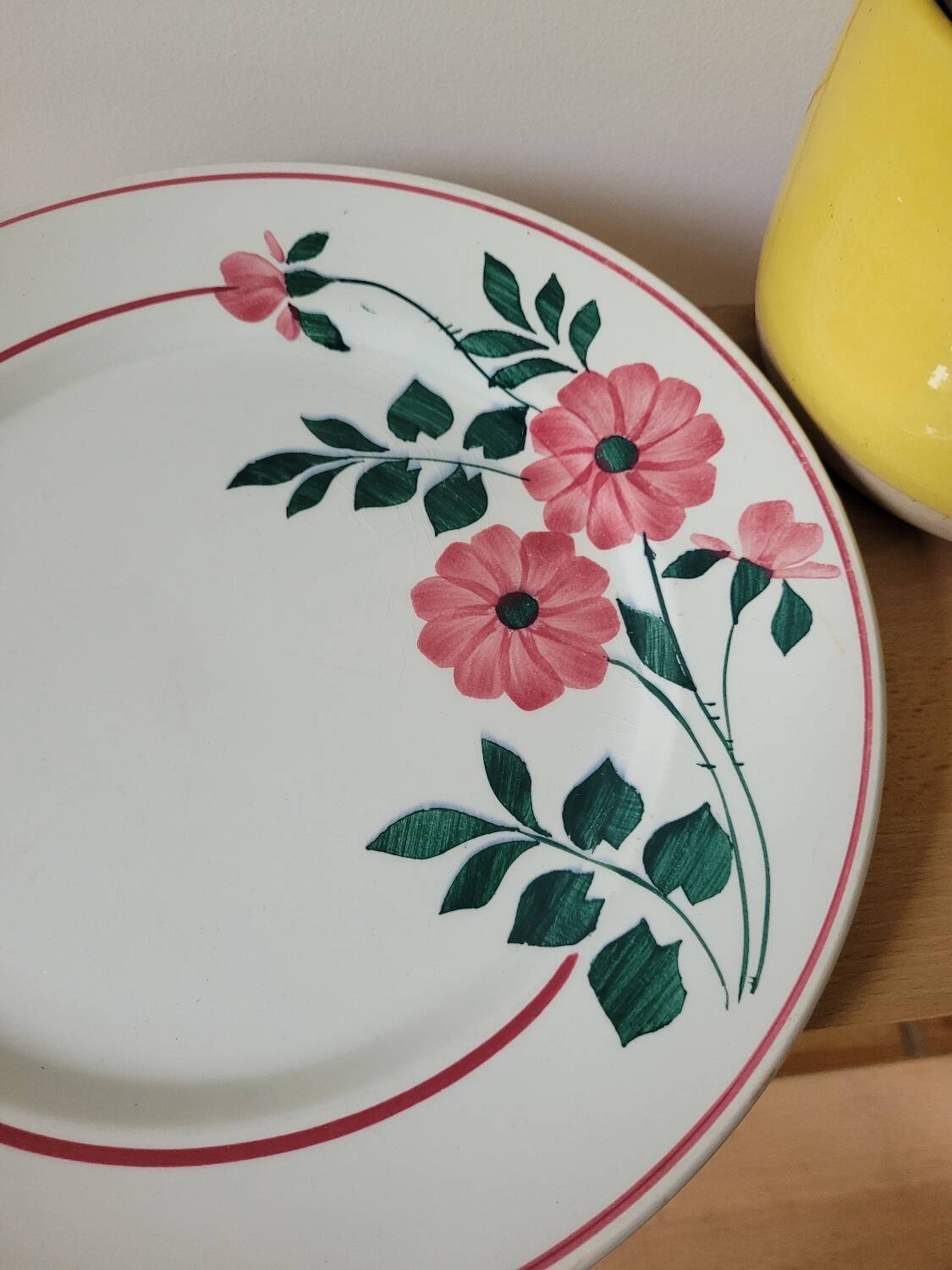 Large presentation plate Primerose Céranord Saint Amand