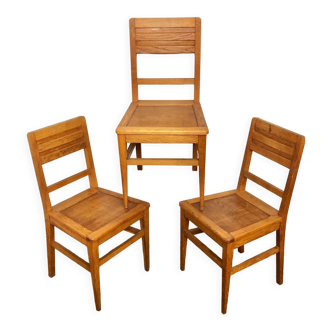 Set of 3 oak chairs from the 50s reconstruction period