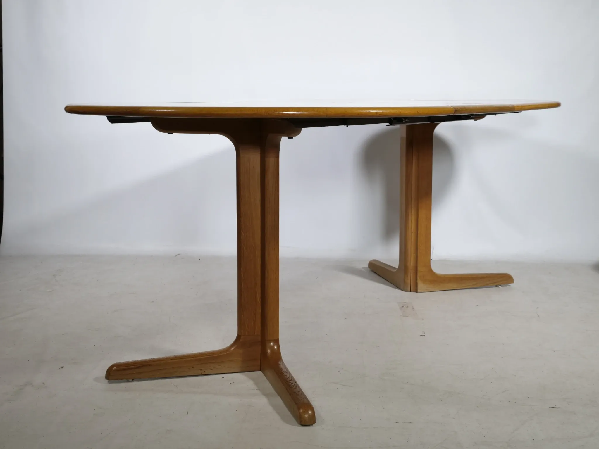 Mid Century Dining Table in Oak by Falster Furniture, 1970s