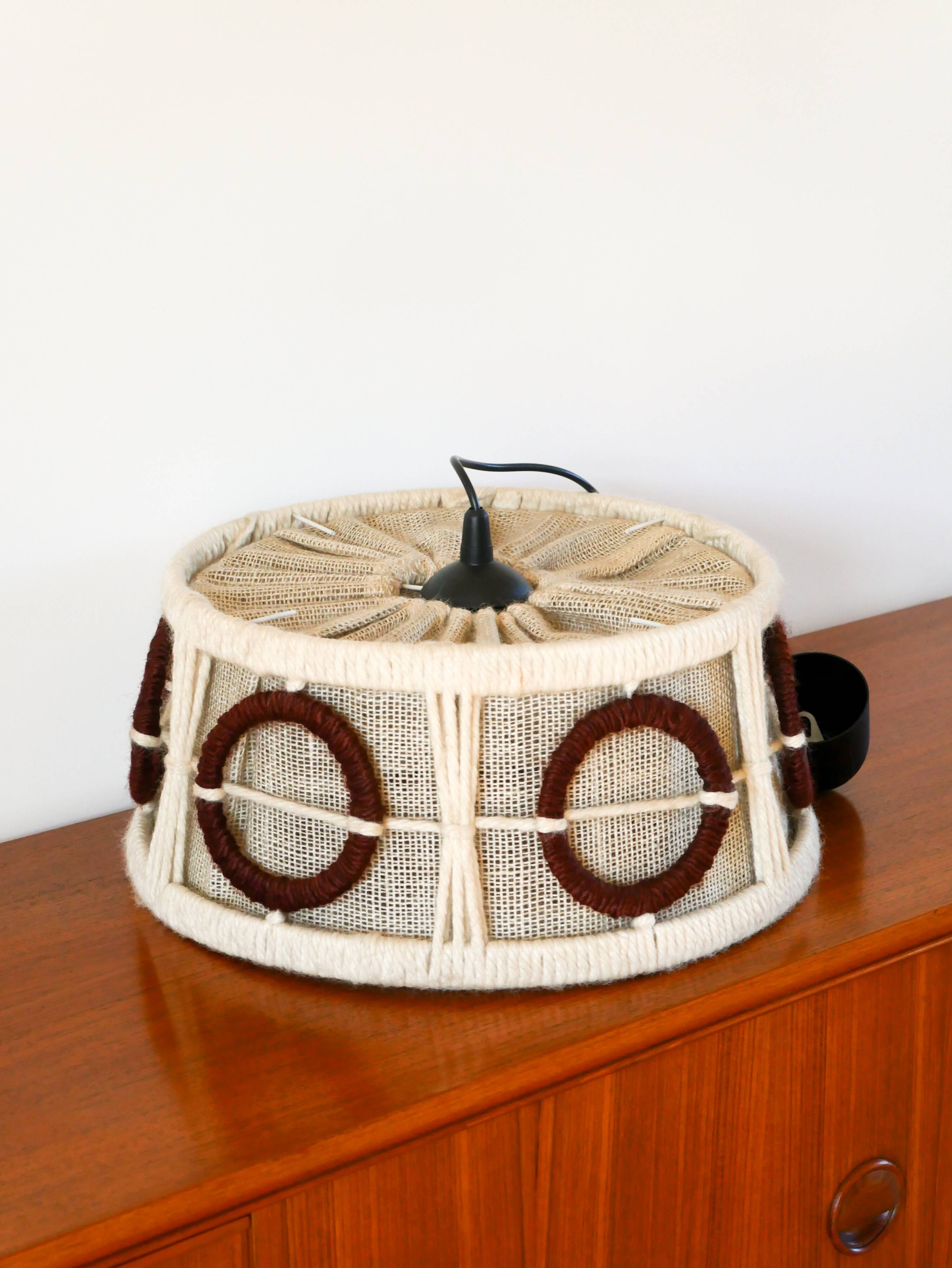 Round wool pendant with geometric patterns, Beige, Design, 1970