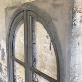 Arched windows in solid oak