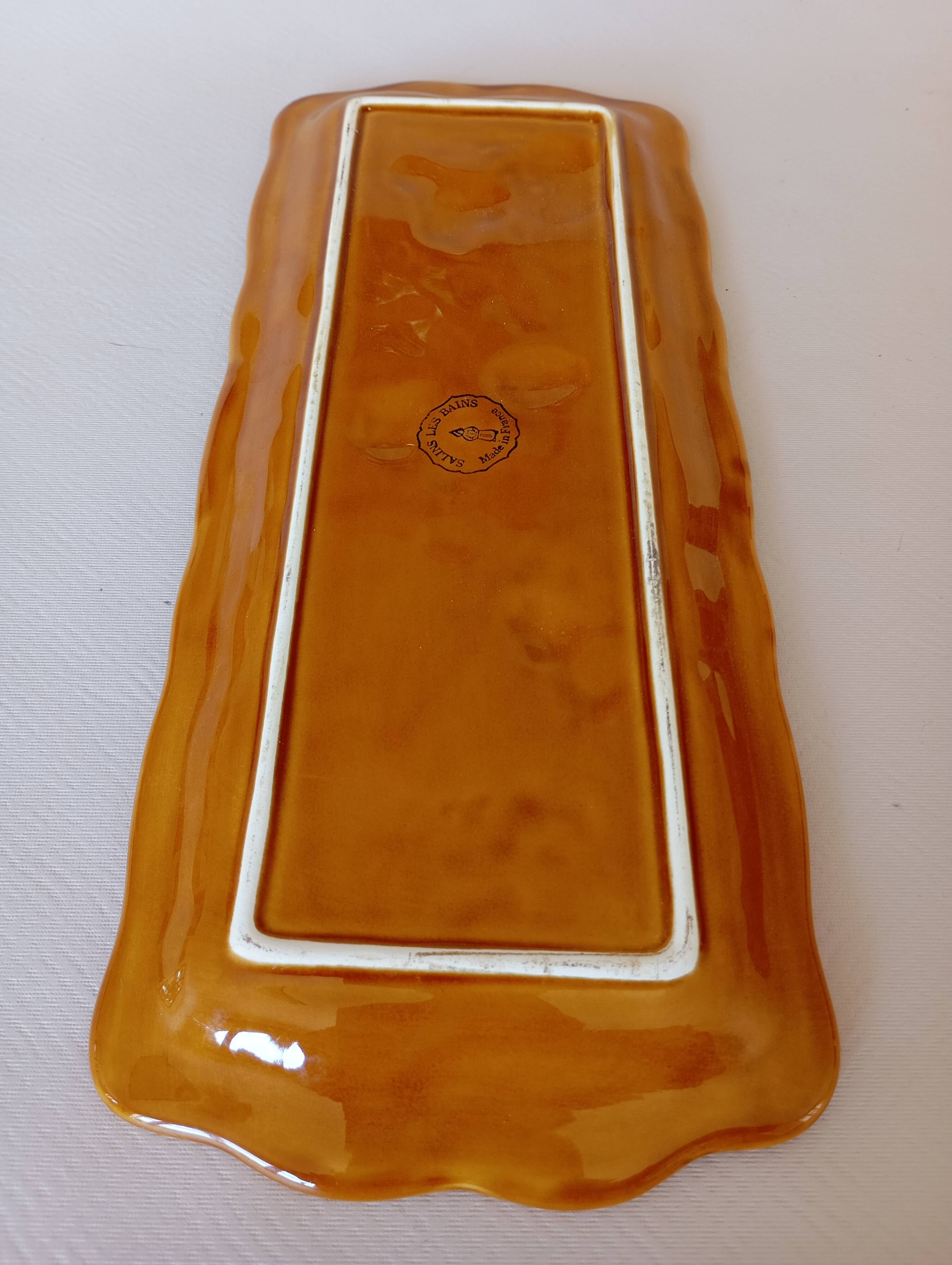 Salins les Bains slip cake dish