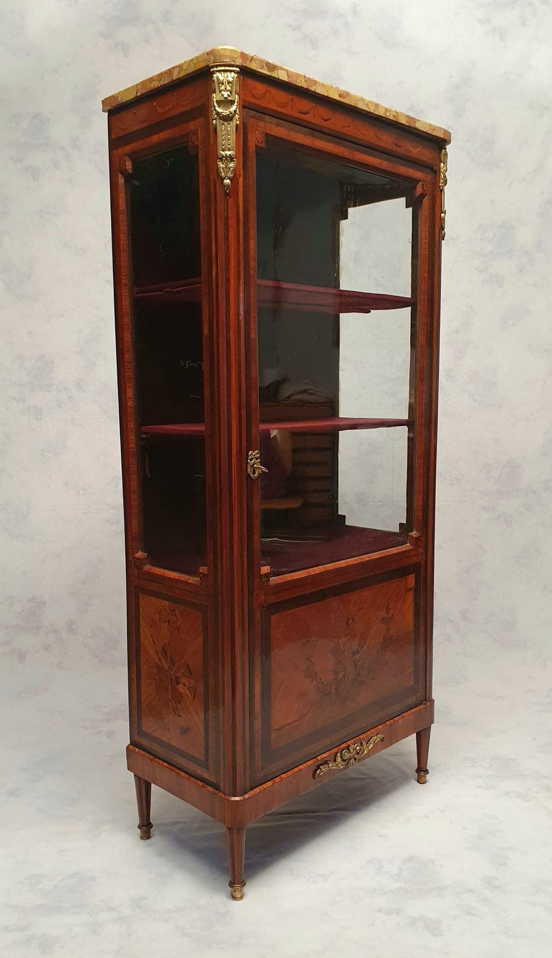 Louis XVI style showcase in marquetry - rosewood - rosewood - 19th