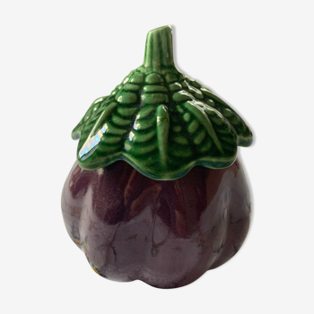 Slurry pot in the shape of an eggplant