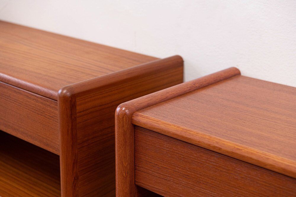 Set of 2 wall-mounted cabinets by Vildbjerg Møbelfabrik, 1960s