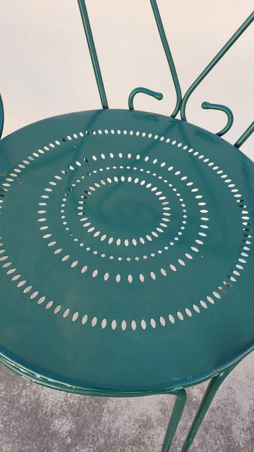 Série de 4 fauteuils de Jardin Fermob en fer ancien