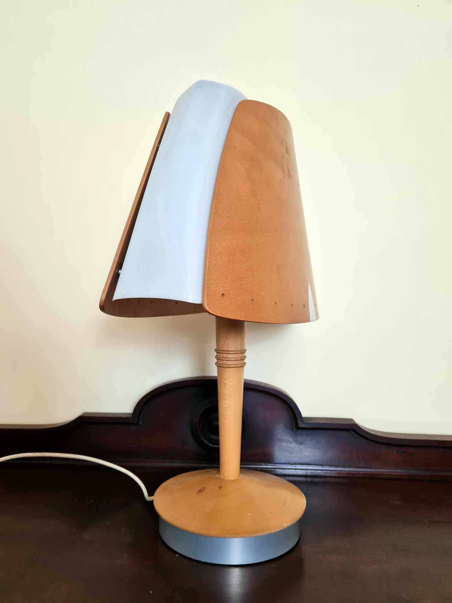Scandinavian style table lamp designed and manufactured by Lucid France for Hilton Hotel