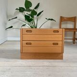 Vintage solid oak chest of drawers