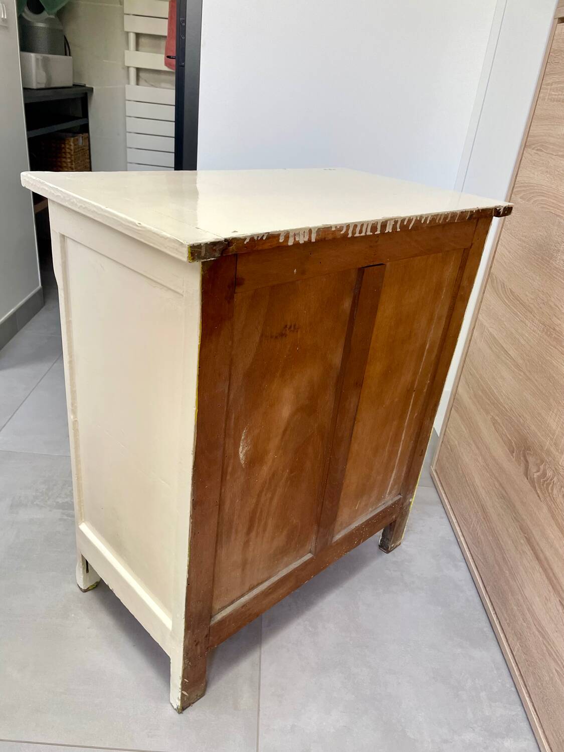 Small authentic 1950s Parisian sideboard