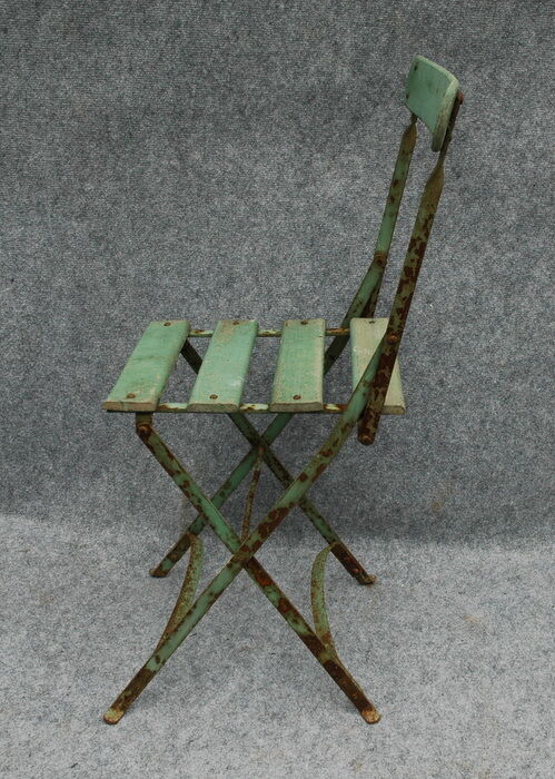 Lot de 4 anciennes chaises pliantes de jardin à lattes de bois  Selency