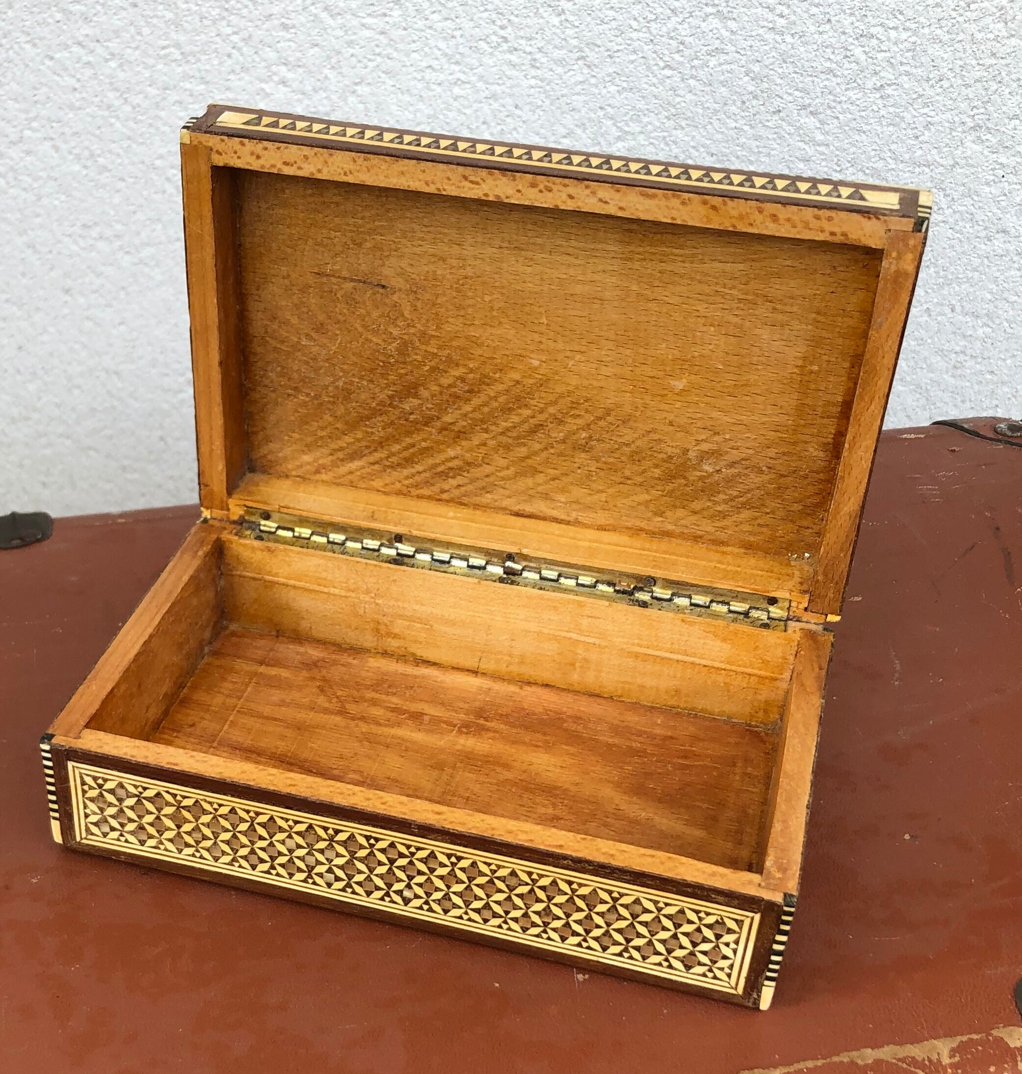 Boite marquetée nacrée
