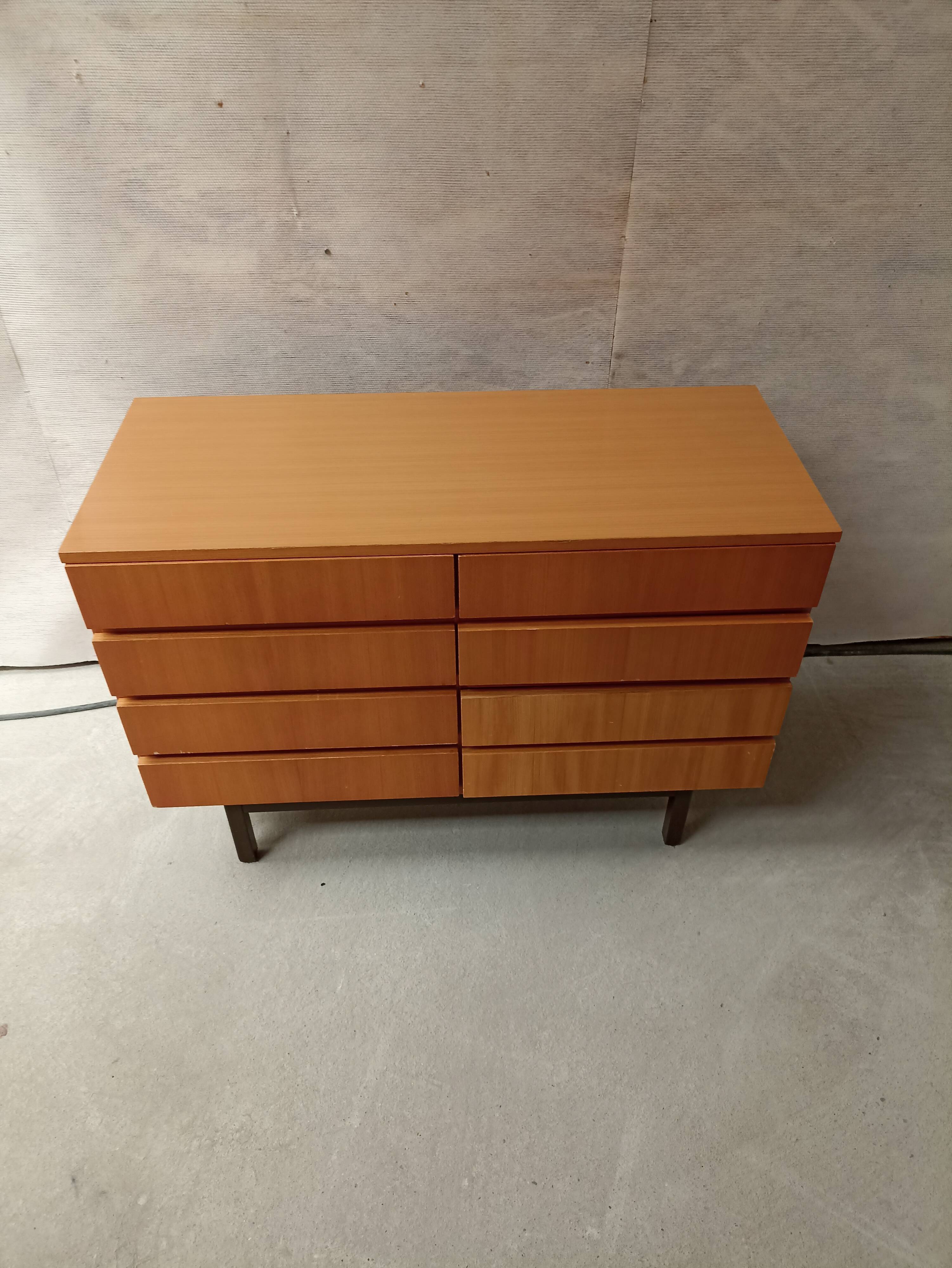 Commode vintage