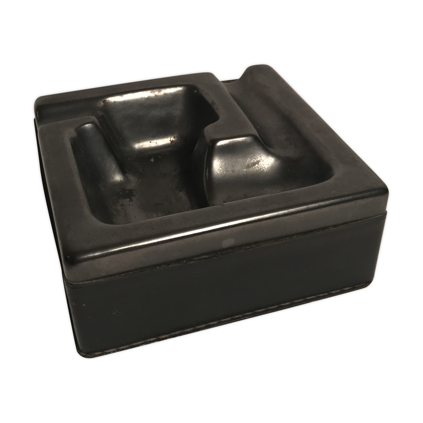 Old ashtray Longchamps France ceramic and leather vintage