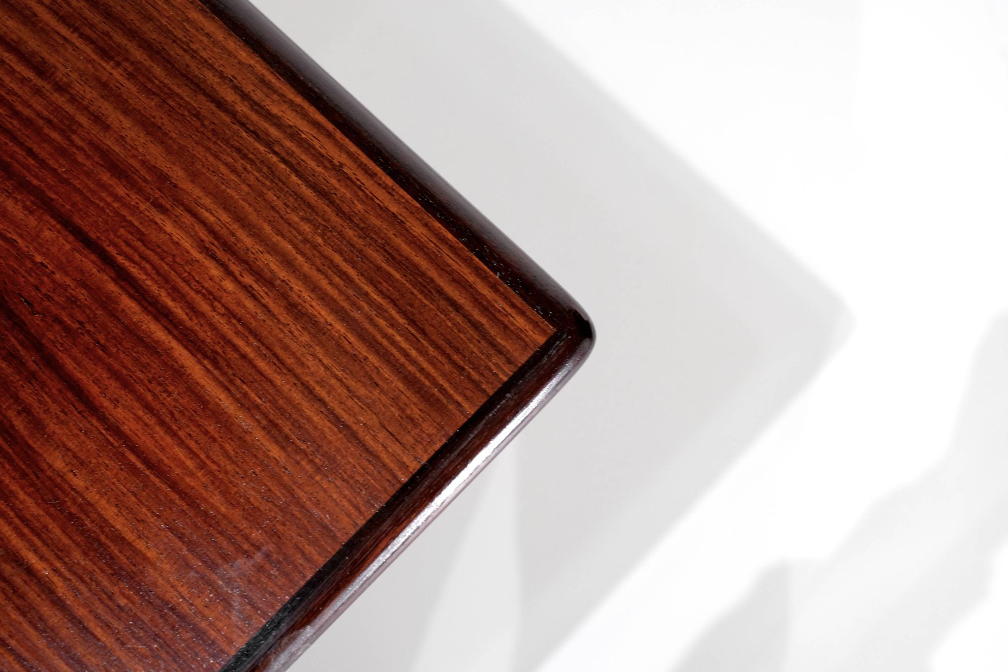 Dining table model "Nibay" by Afra and Tobia Scarpa for Gavina, Italy.