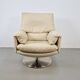 Fauteuil Cece pivotant en cuir de Leolux
