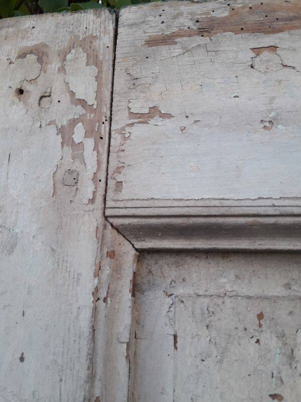 Door H186.5xW75cm with 18th century interior molding