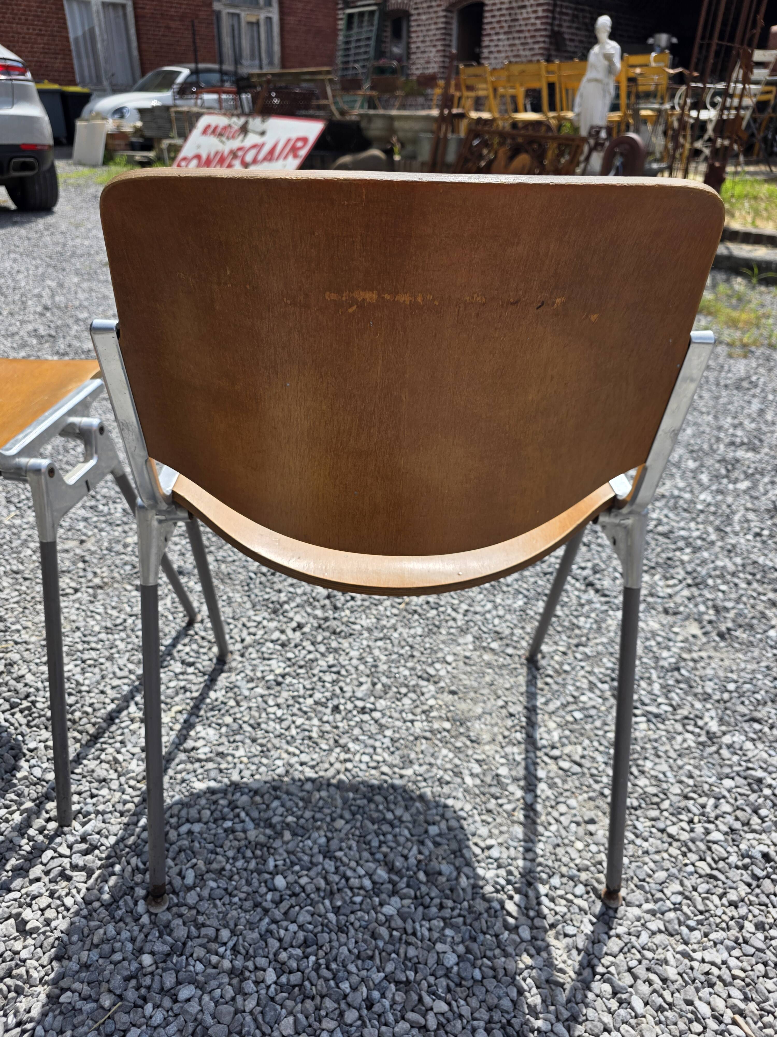 Paire de chaises "DSC 106" par Giancarlo Piretti pour Castelli, 1960