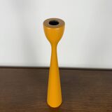 Grand Bougeoir en bois laqué jaune orangé