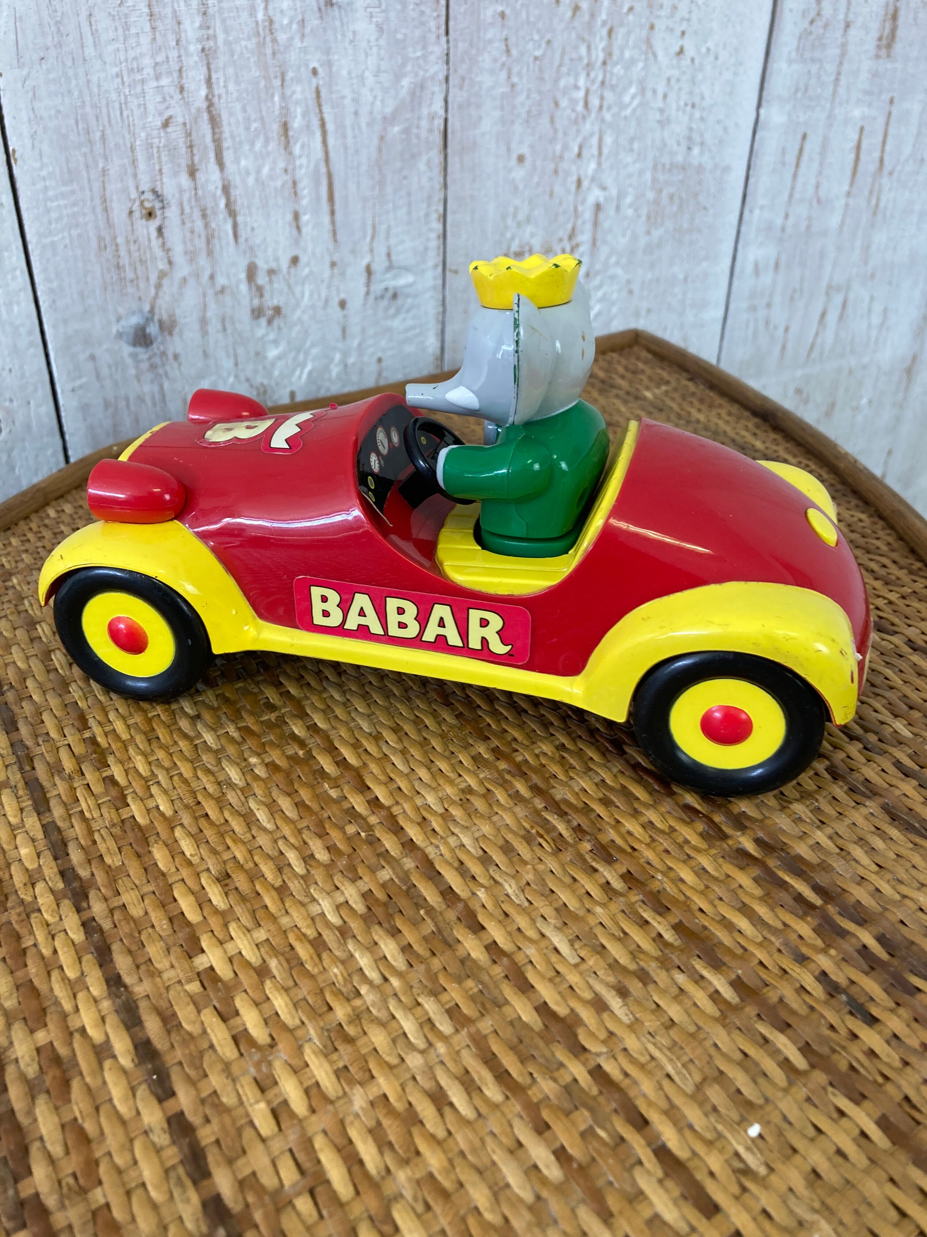 Old Babar car