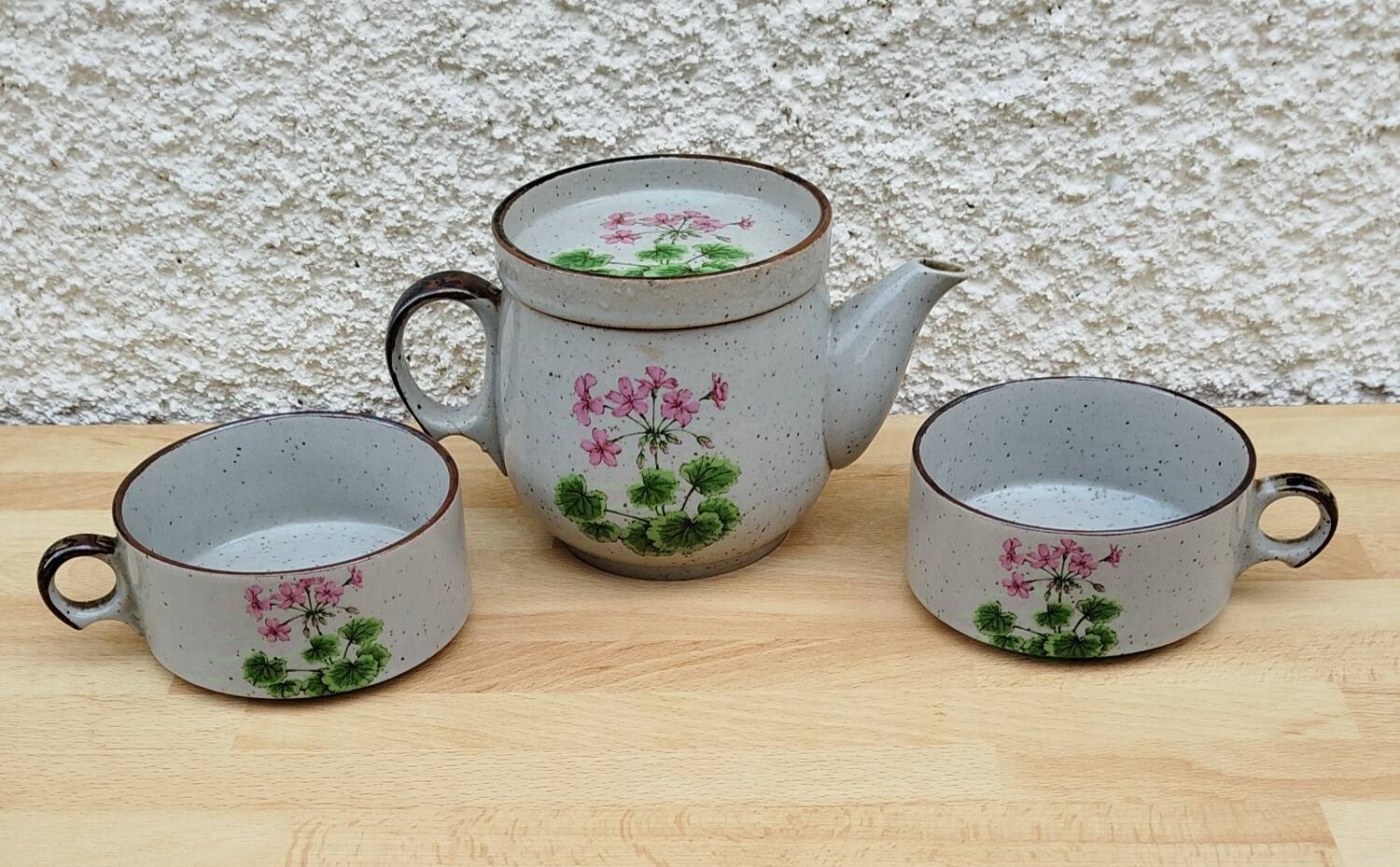 Teapot / herbal tea service