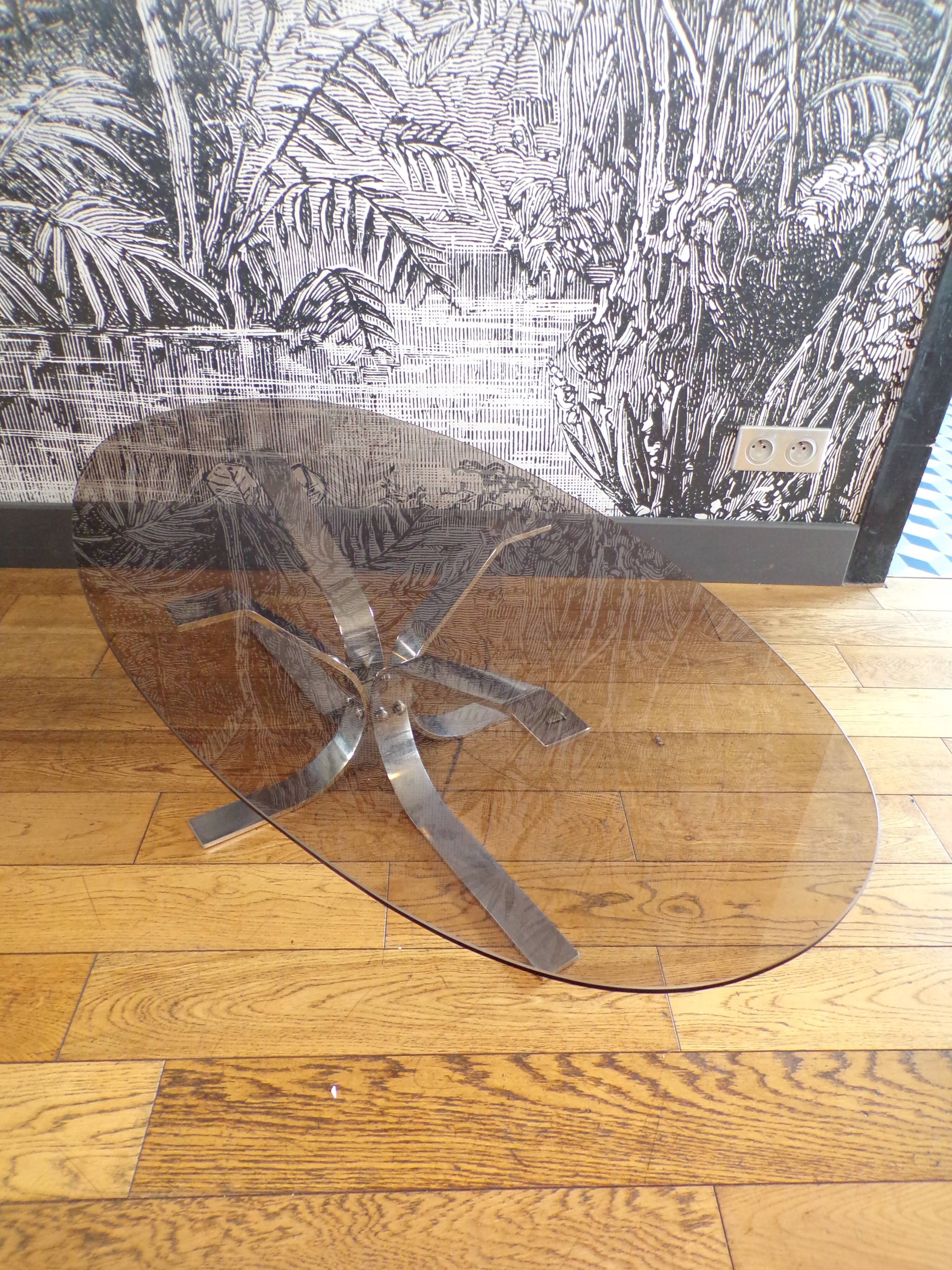 Oval coffee table 1970