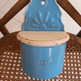 Salt box
