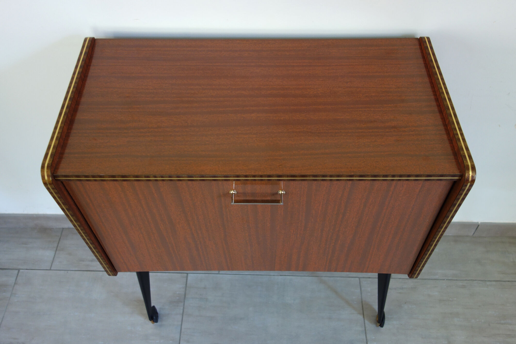 Furniture bar with wheels 60s