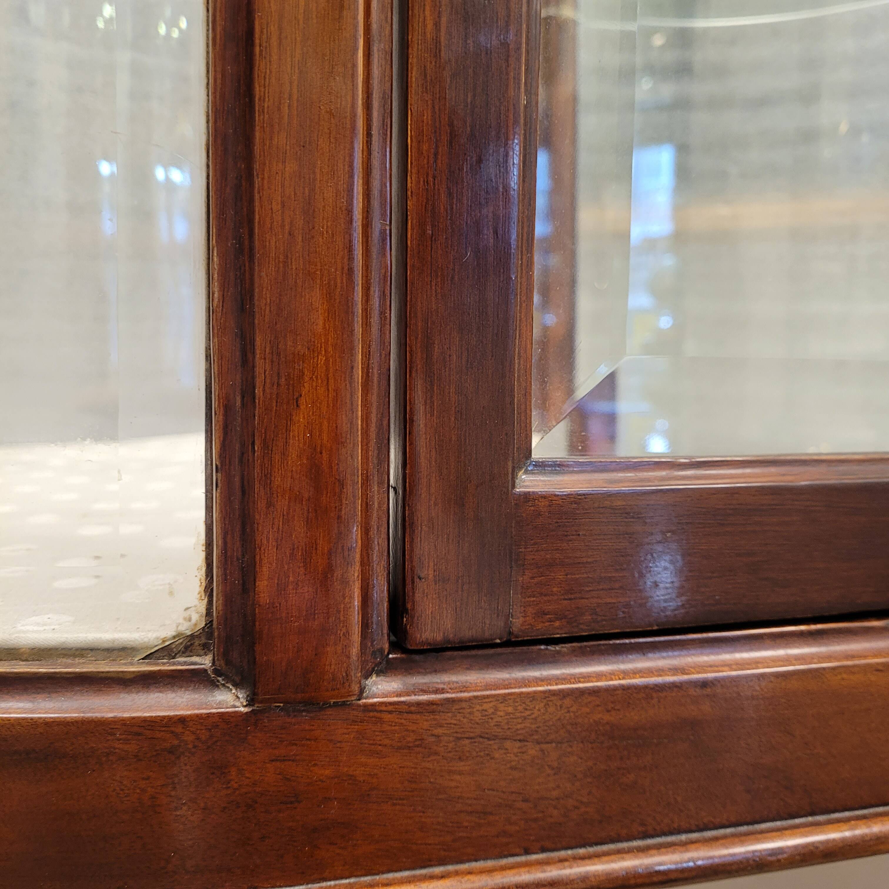 Vitrina, madera de caoba, style Eduardiano, pp. s. XX - Inglaterra