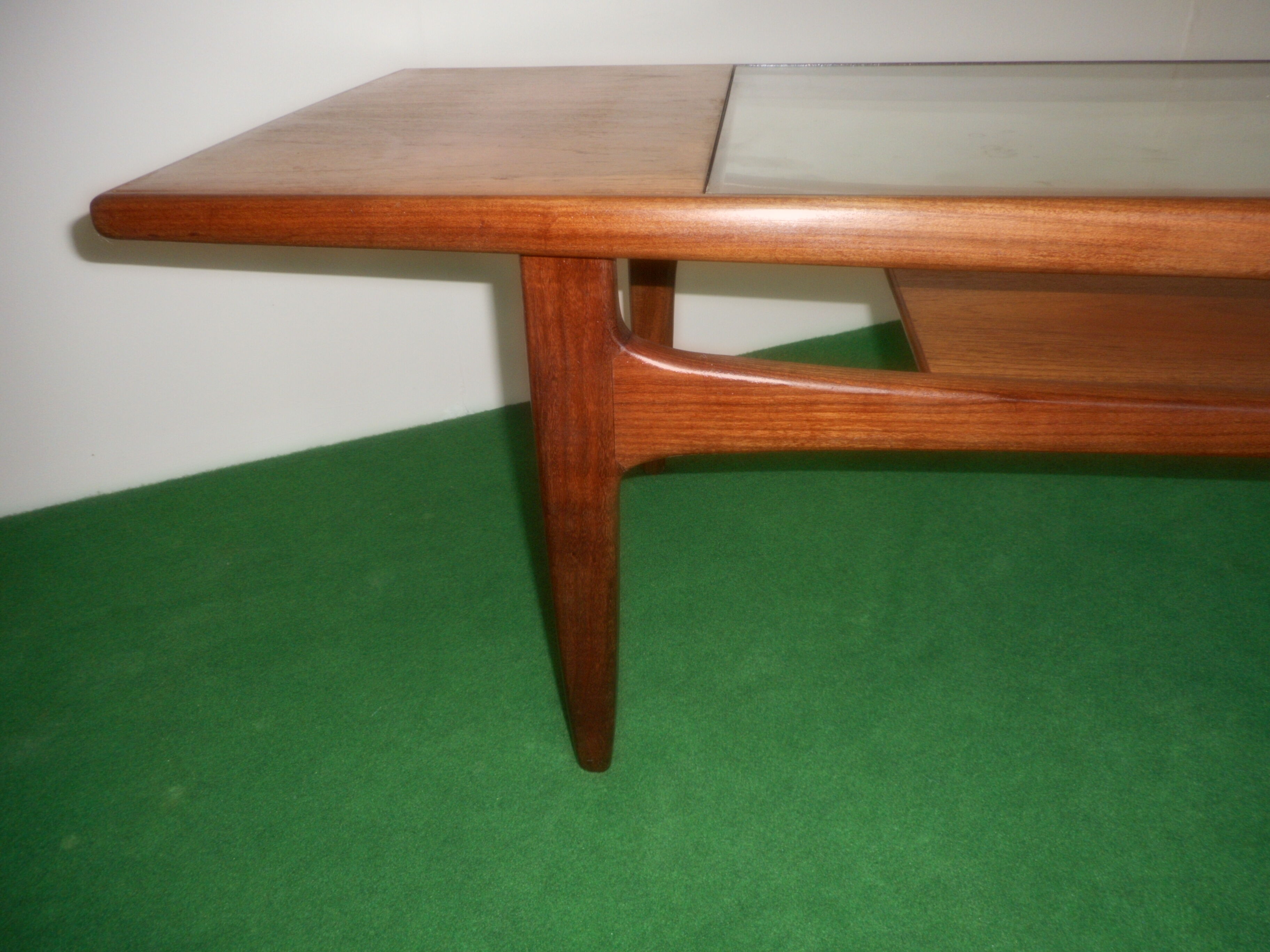 "Long John" coffee table in vintage teak