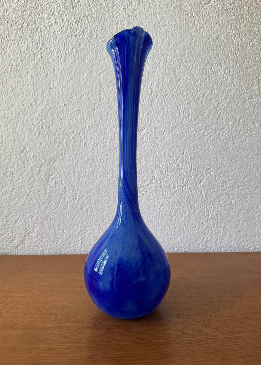 Antique Murano glass soliflore vase