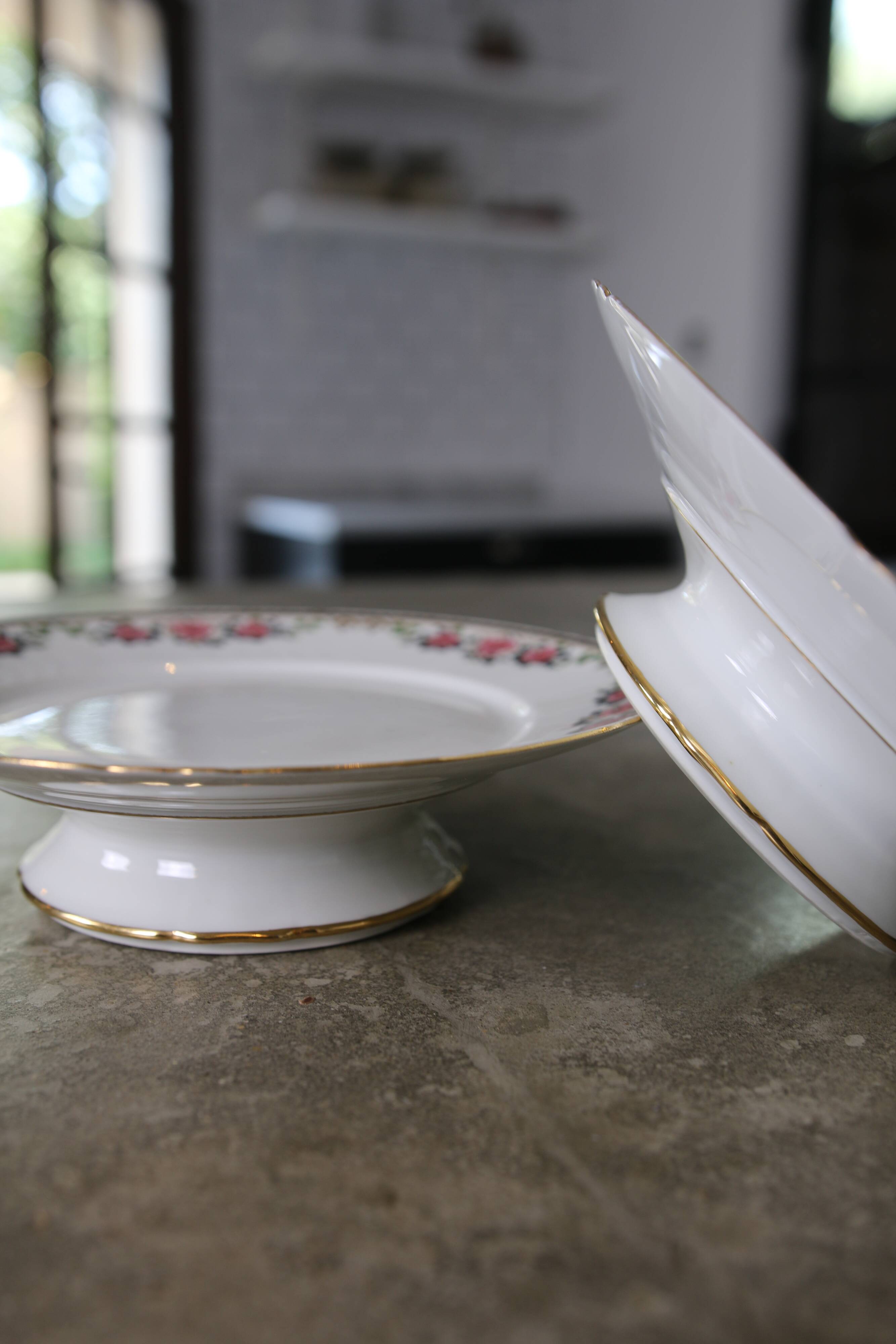 66-piece Limoges porcelain service, mid-20th century