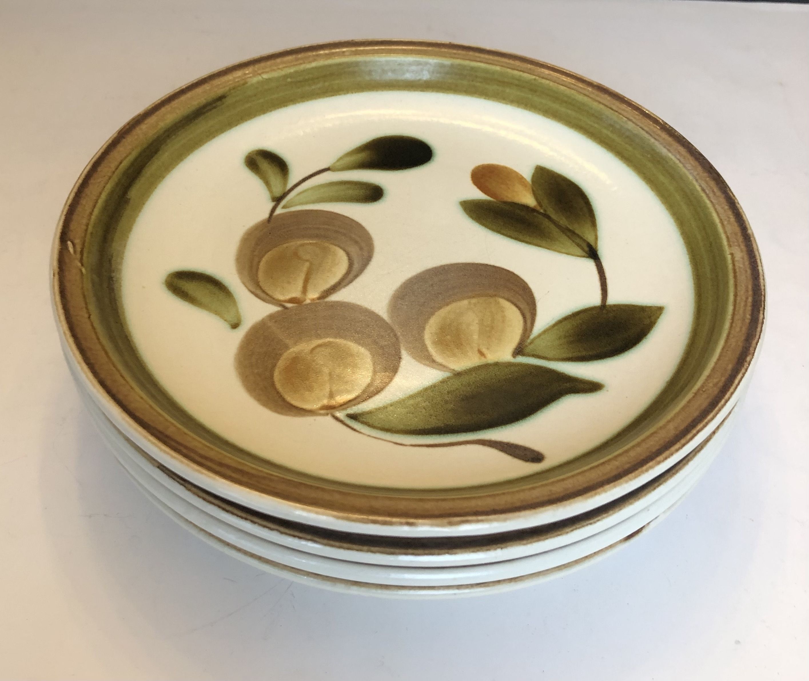 Set of 4 GIEN plates