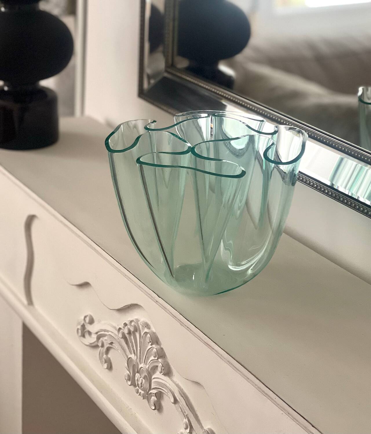 Plexi handkerchief vase 1980