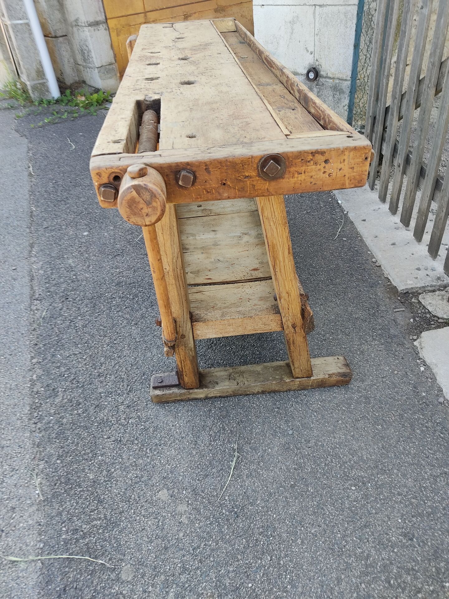 Small workshop bench
