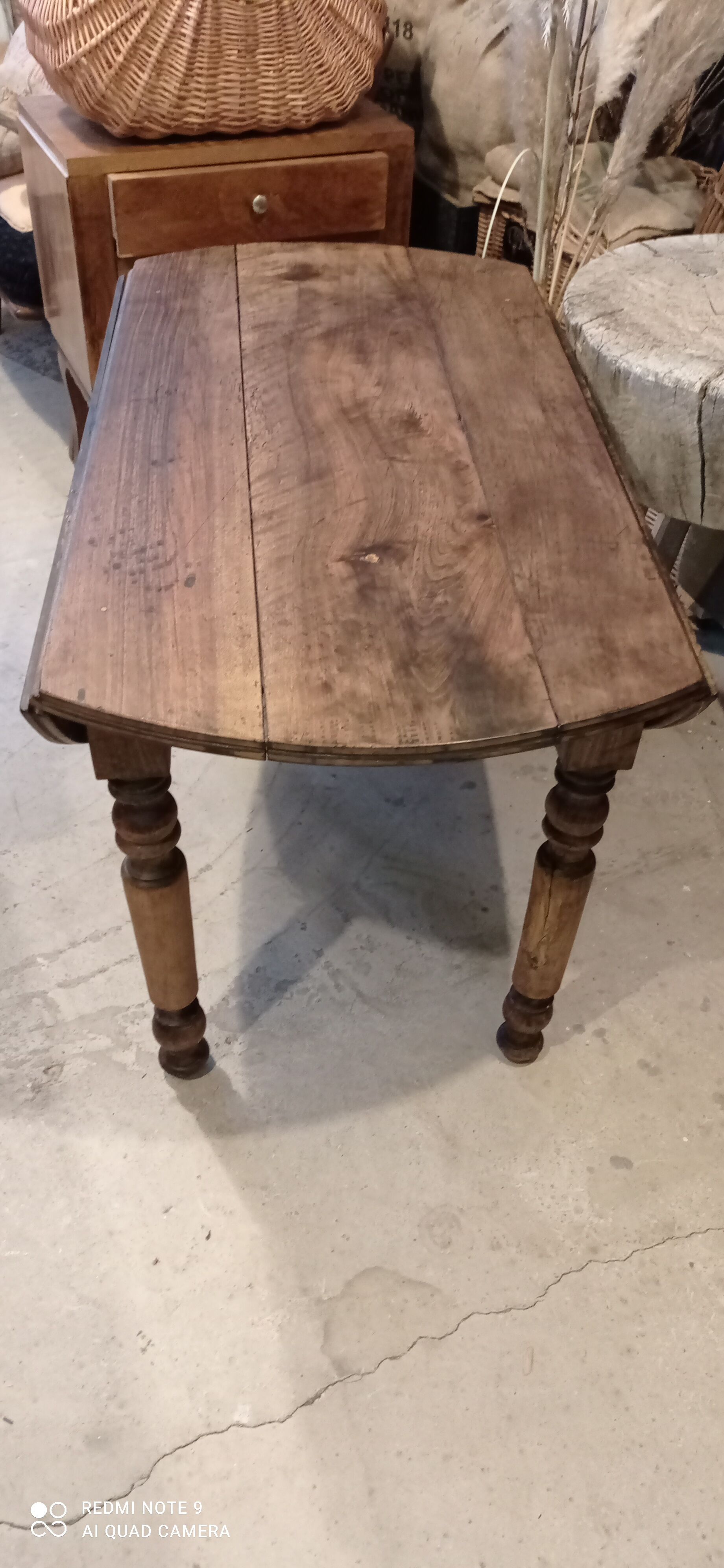 Flap farmhouse table