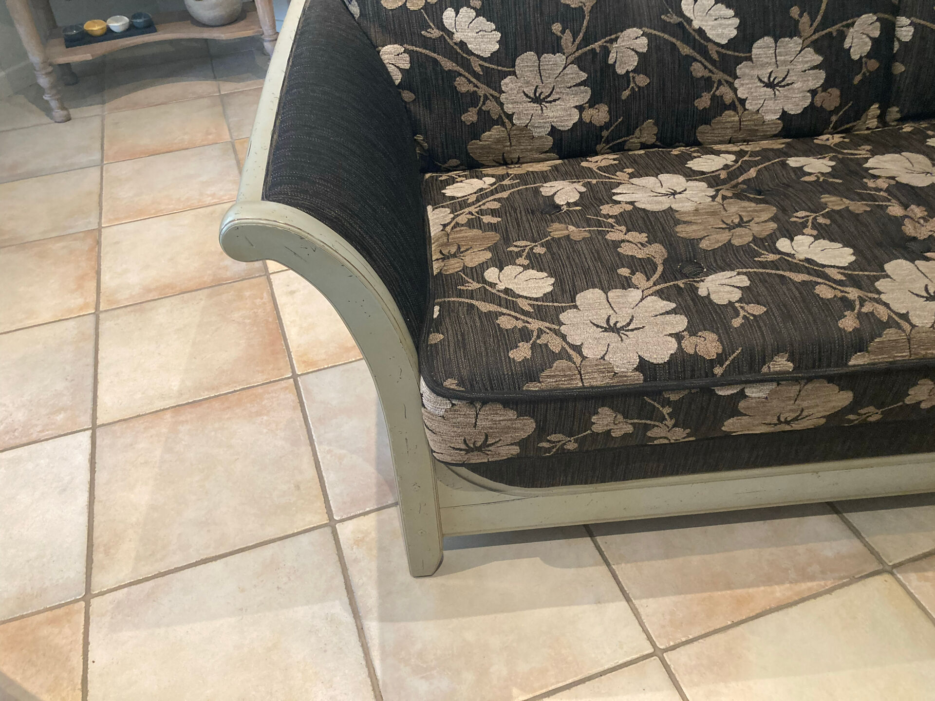 Two-seater sofa