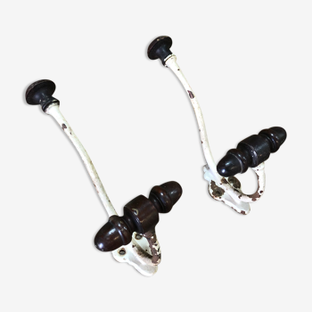 Paire de patères vintage