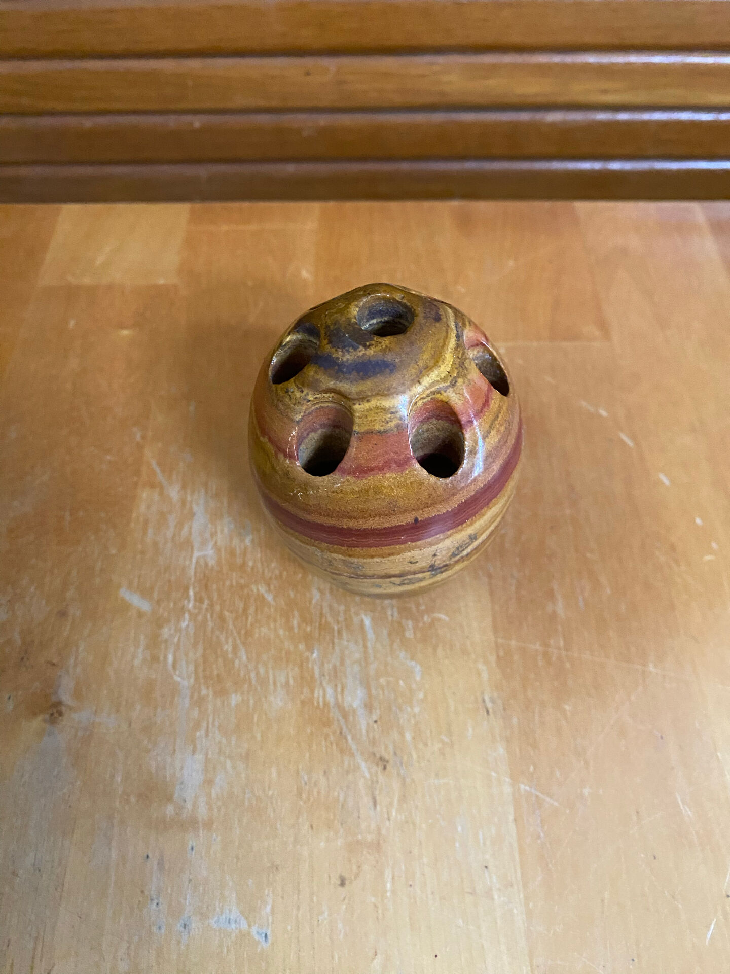 Vintage Hard Stone Onyx Egg Flower Holder