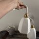Paire d’appliques blanches en opaline