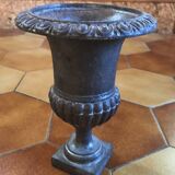 Vase medicis en fonte