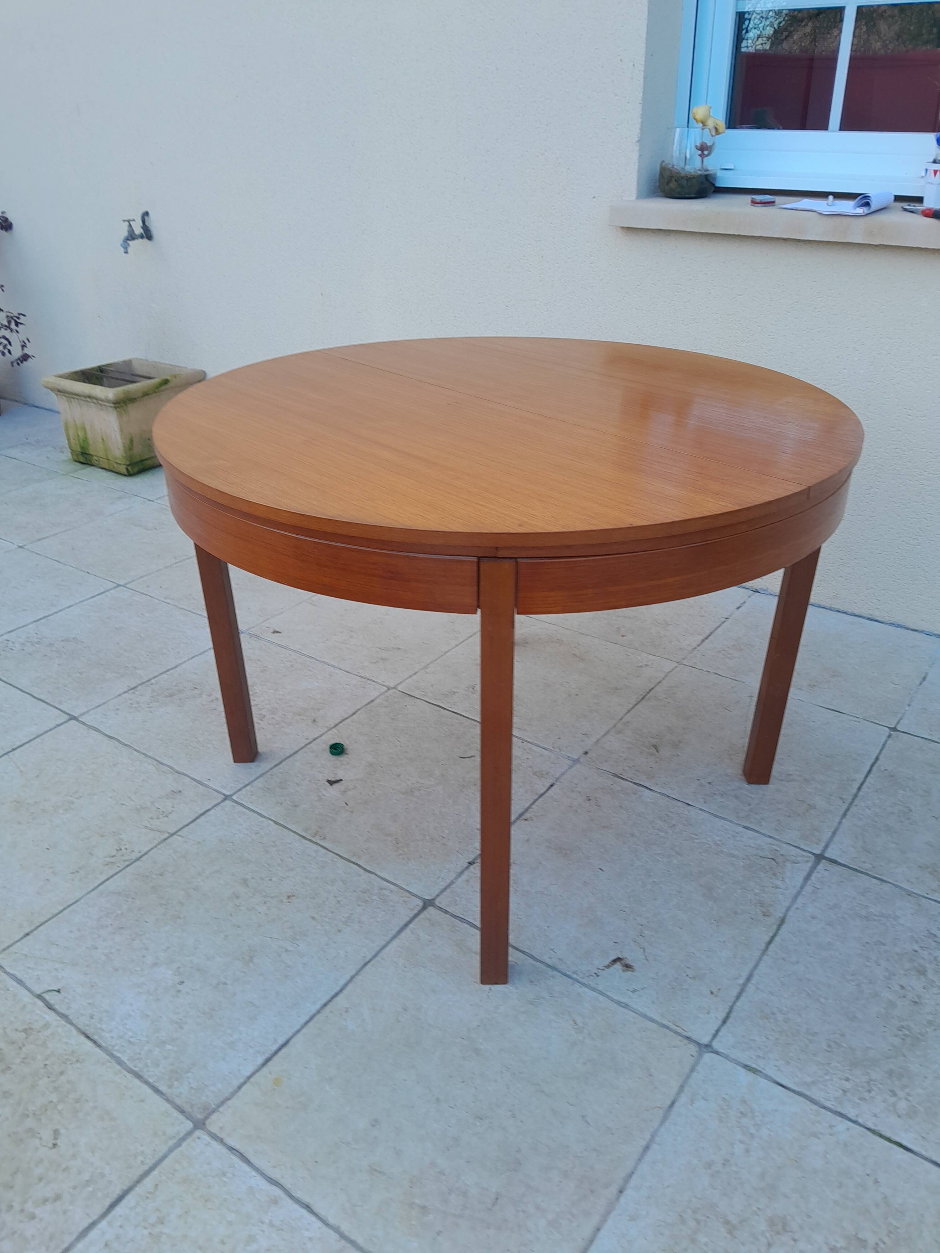 Vintage teak van pelt table from the 70s and 80s