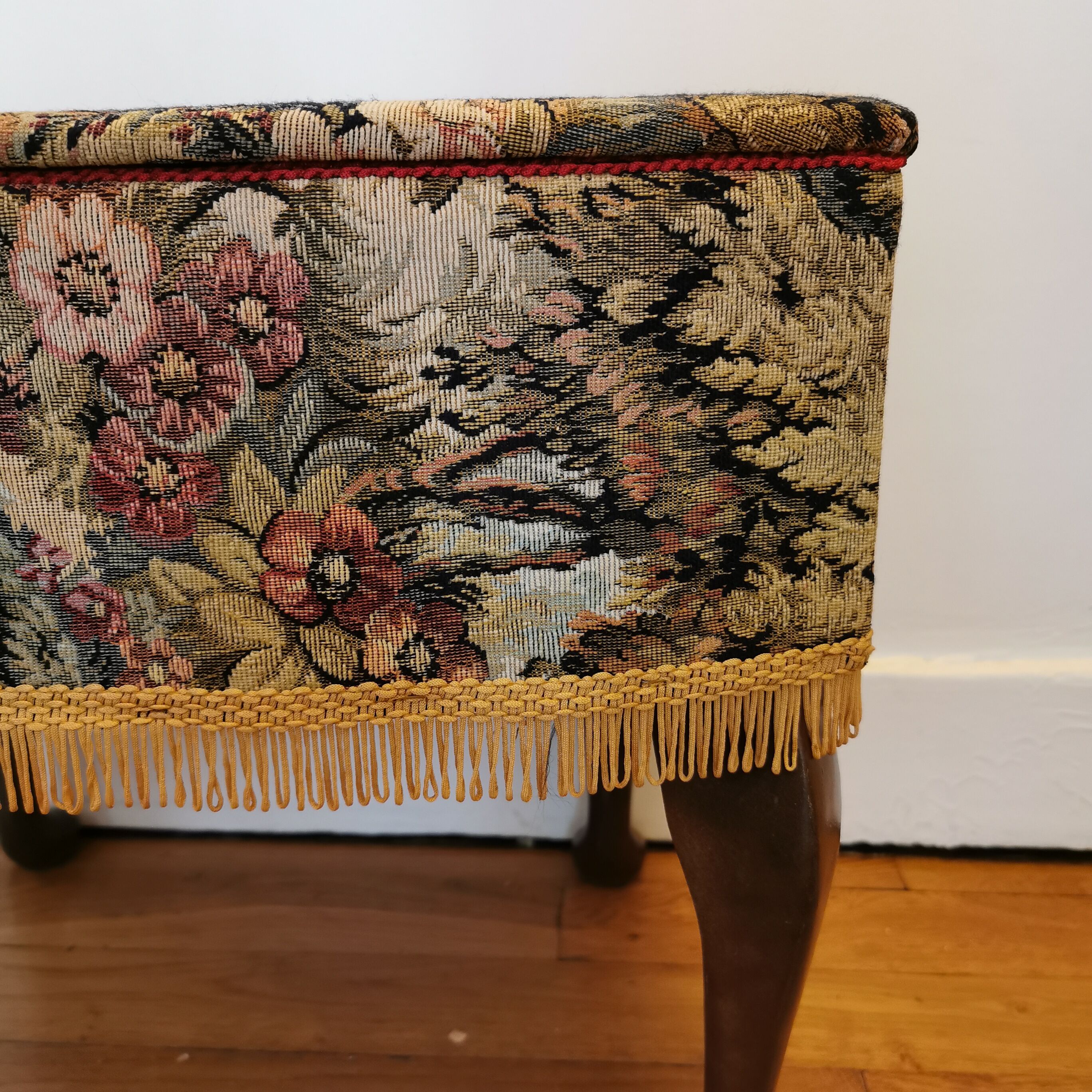 English tapestry worker